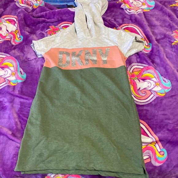 Other - DKNY dress with pockets